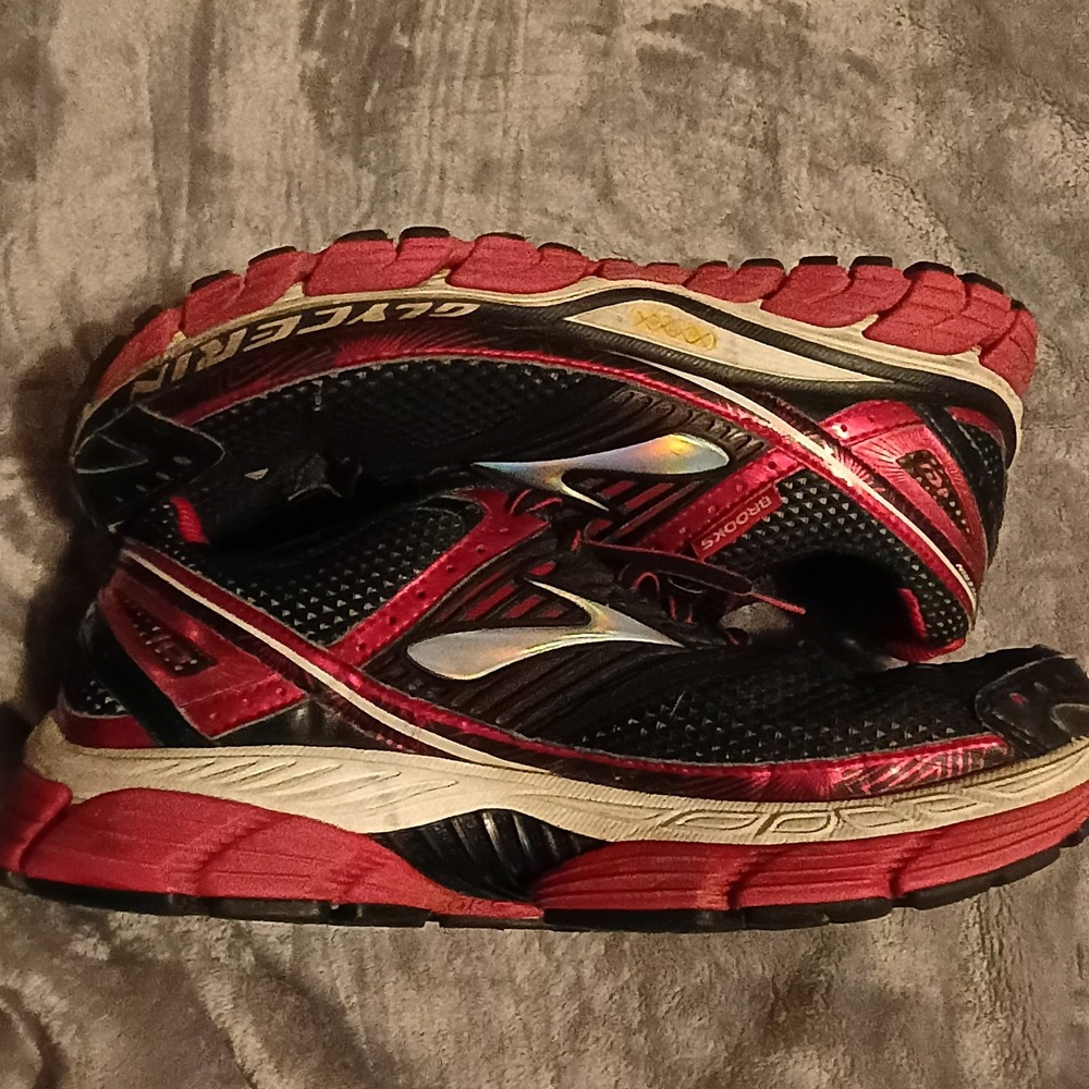 Brooks Glycerin 10 Mens Running Shoes Black Red‎ Silver 1101181D696 Size 8.5 D